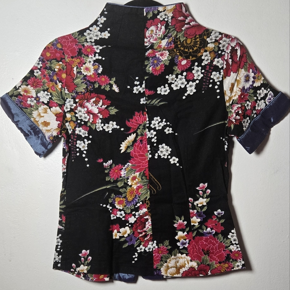 Womens Cotton Linen Short Sleeve Chinese Shirt with Flower Print Size M - Picture 3 of 16